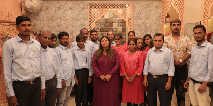 Jaipuribanno Unveiled: A Symphony of Colors and Dreams