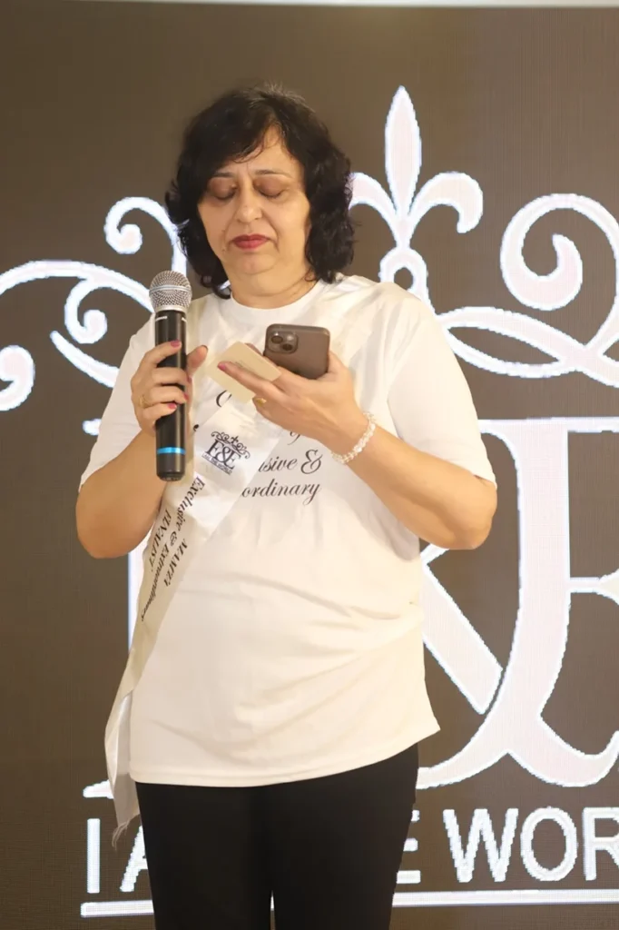 Exclusive & Extraordinary Pageant 40+